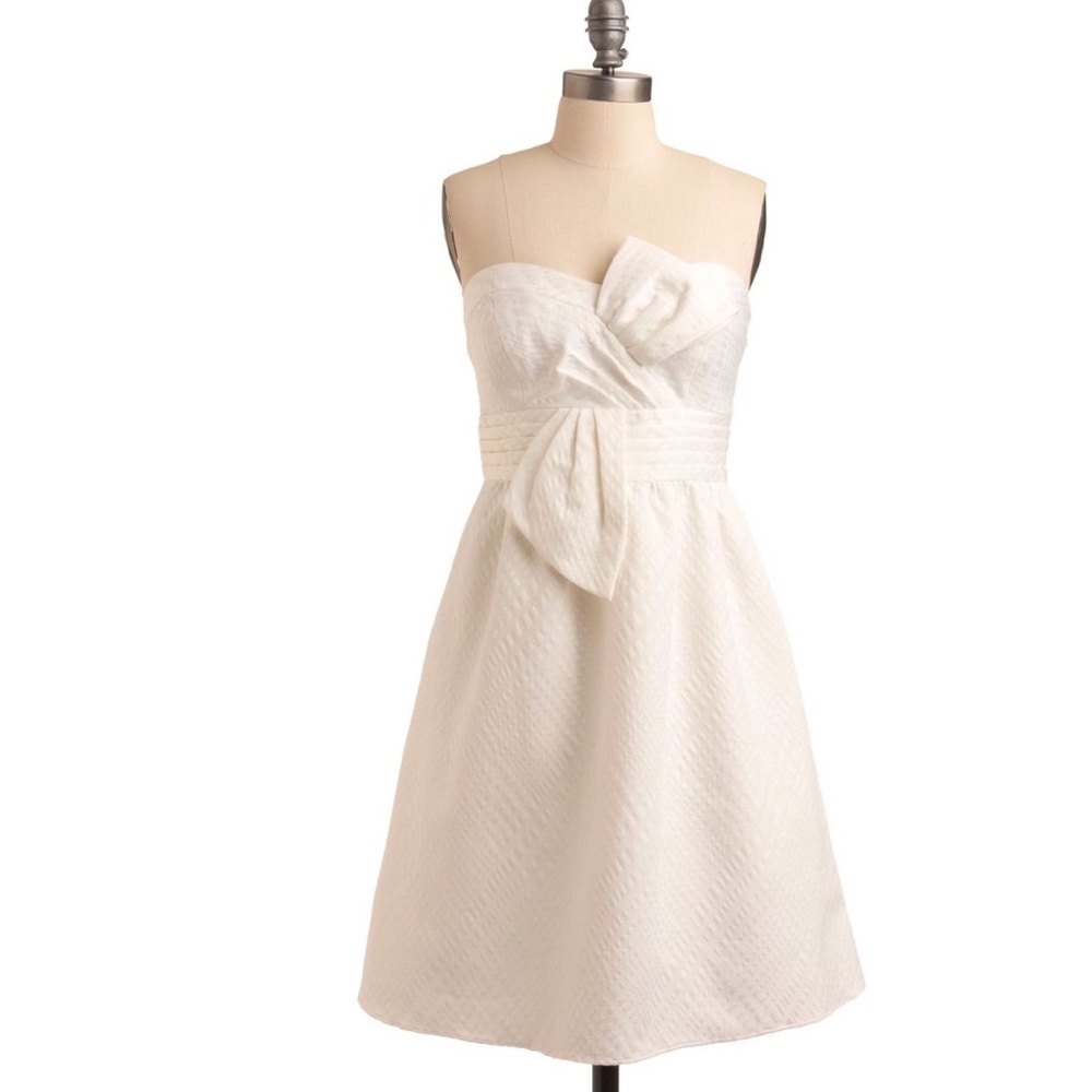 Max And Cleo White strapless Bow A line dress Sz 2 - Picture 2 of 16